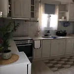 Fykia House Naousa