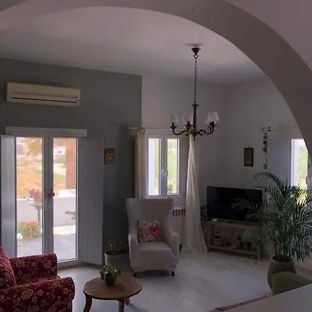 Holiday home Fykia House Naousa (Paros)